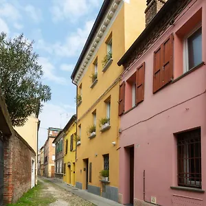 https://malagigi-guest-house.emilia-romagnahotels.net